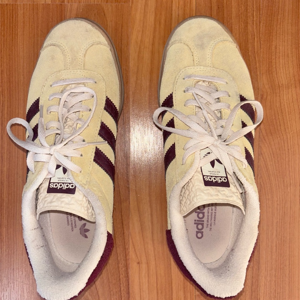 Adidas Yellow/Brown Size 8 Gazelles